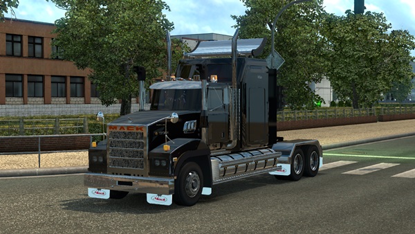 mack_titan_v8