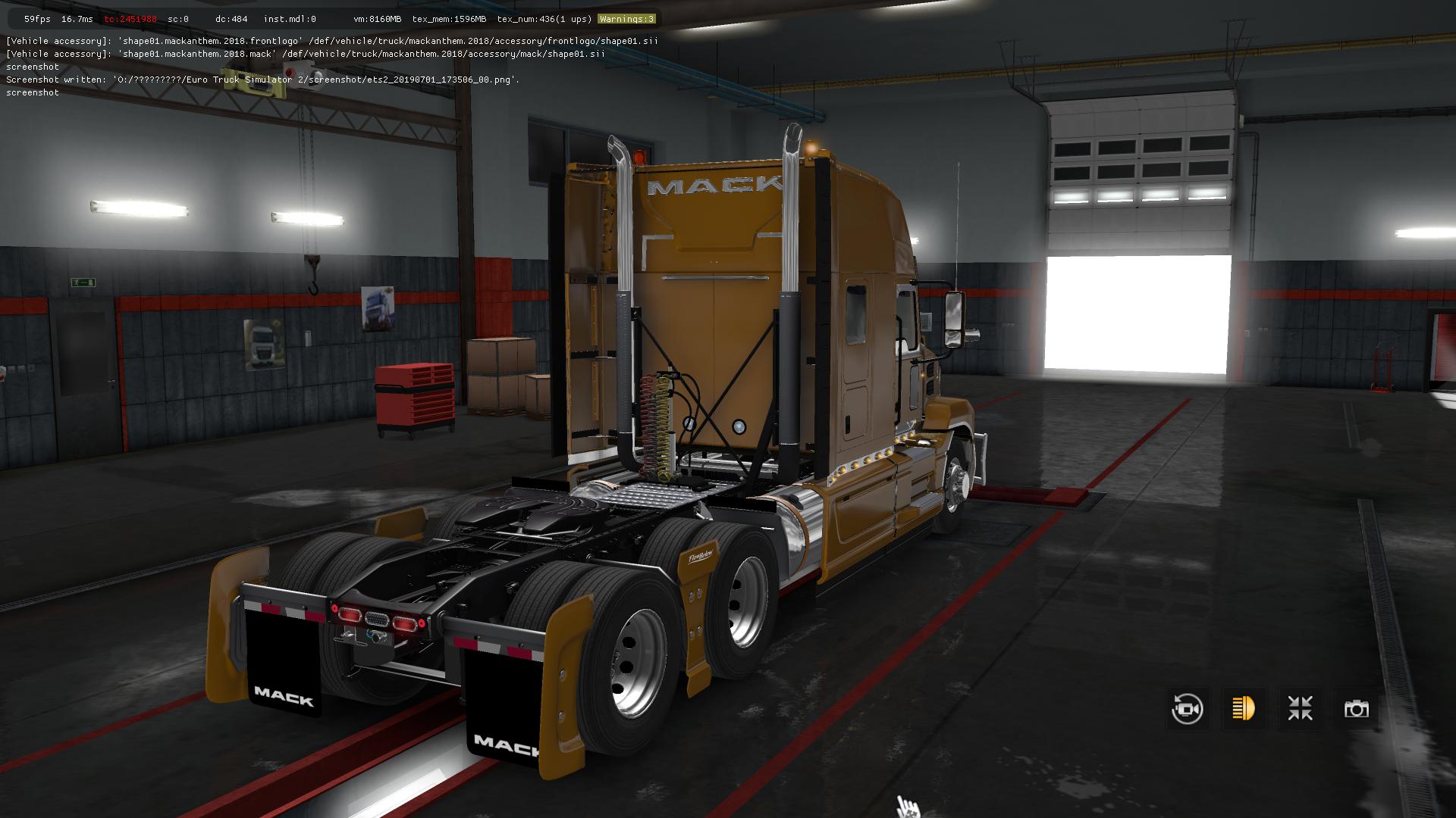 Ets 2 обновления. Евро трак 1.3. Euro Truck Simulator 2 версии. Етс 2 1.35. Етс 2 первая версия.
